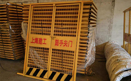 帶框電梯防護(hù)門